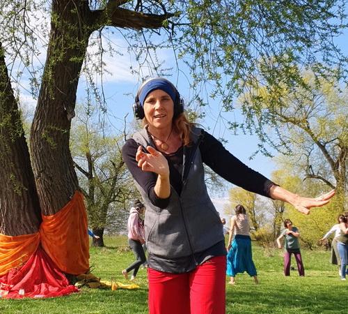 Wave mit Funkkopfhörern